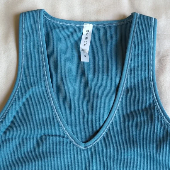 Aurora Seamless Crop Rib Tank - Picture 4 of 7